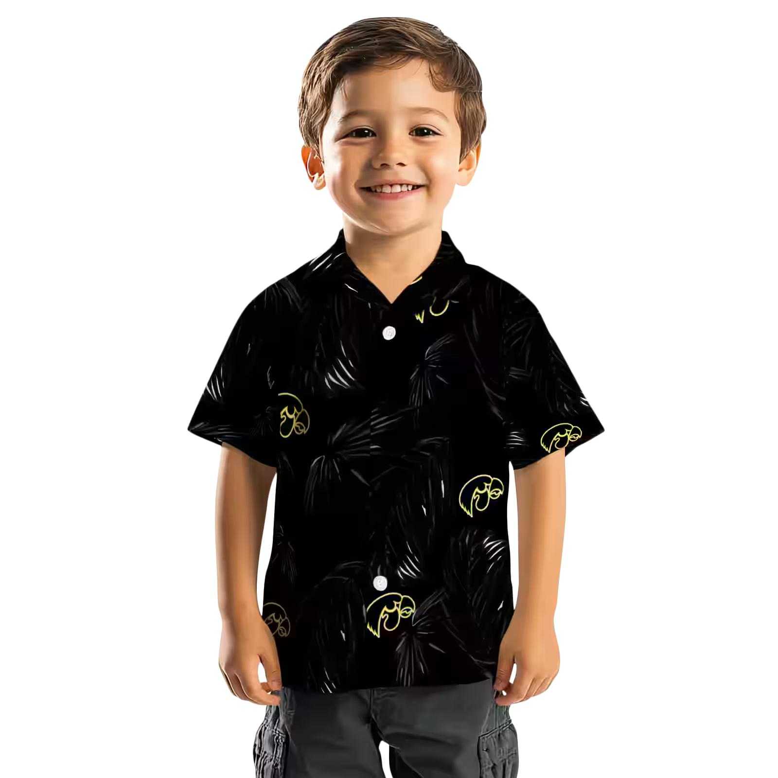 iowa hawkeyes palm leaf black hawaiian shirt top rated