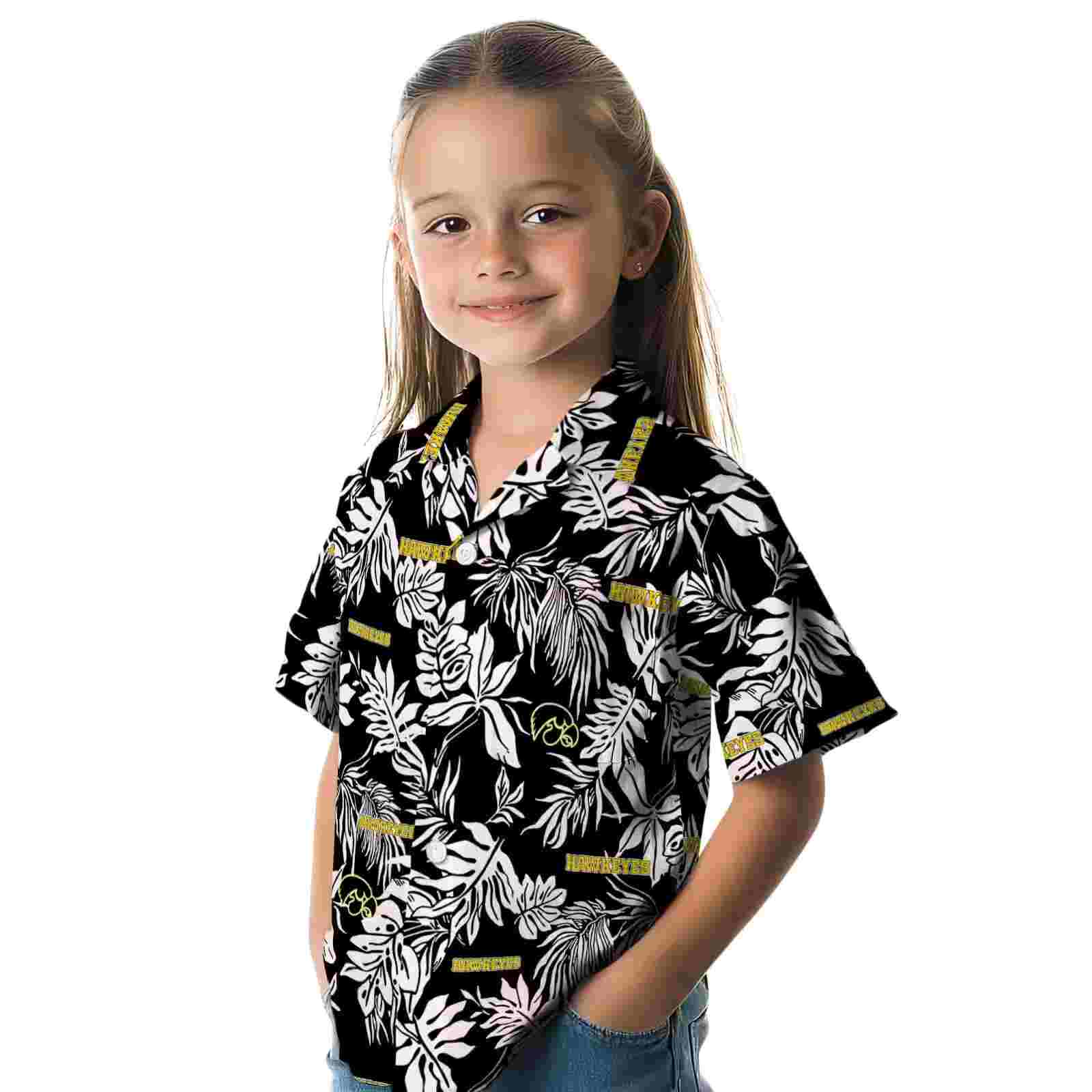 iowa hawkeyes tropical leaf black white hawaiian shirt premium grade