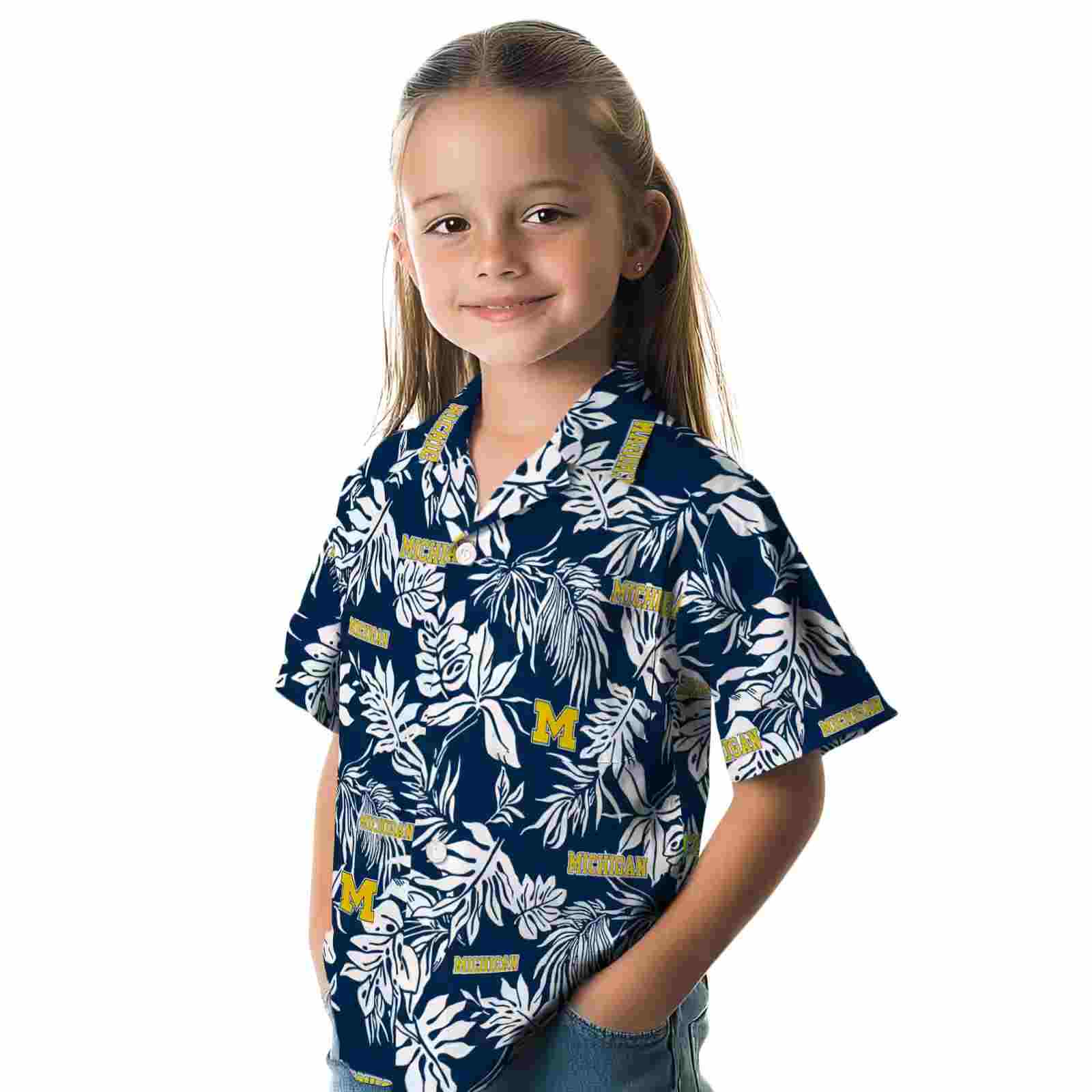 michigan wolverines tropical leaf blue white hawaiian shirt premium grade