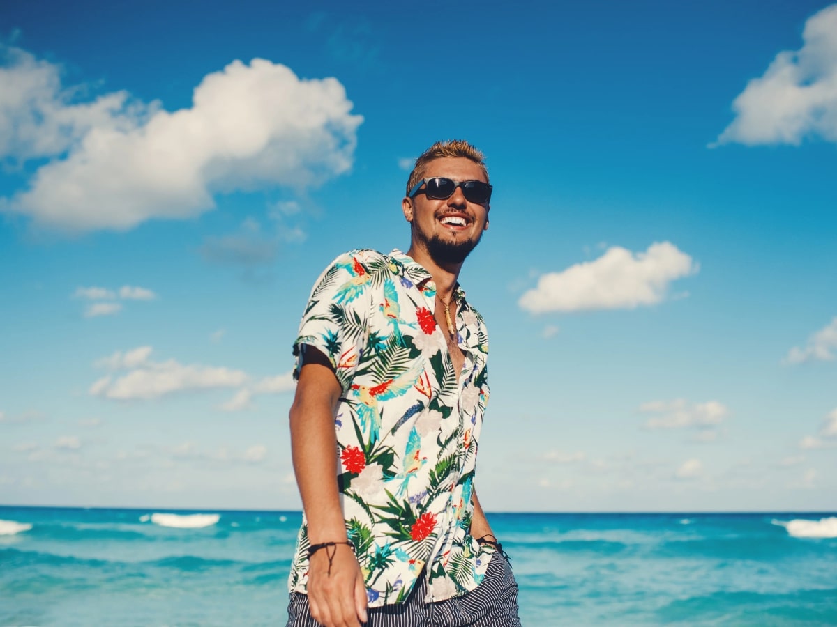 New materials like sustainable fabrics are now used in Hawaiian shirts. 