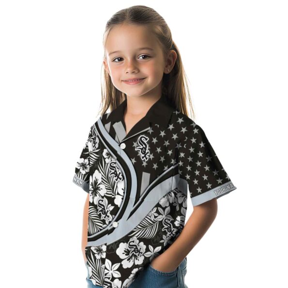 customized-chicago-white-sox-floral-wave-black-white-hawaiian-shirt-premium-grade customized chicago white sox floral wave black white hawaiian shirt premium grade
