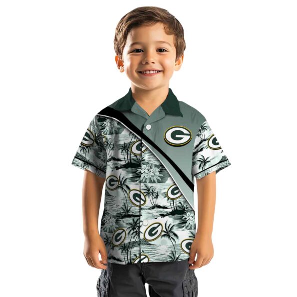 green-bay-packers-sunset-palms-green-white-hawaiian-shirt-top-rated green bay packers sunset palms green white hawaiian shirt top rated