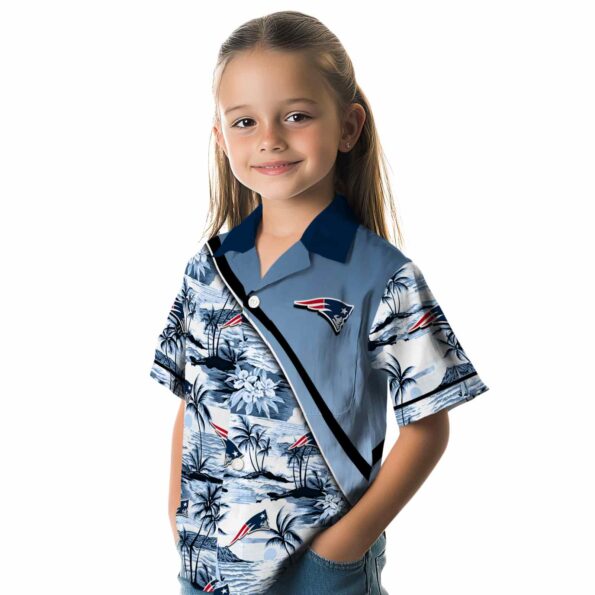 new-england-patriots-sunset-palms-blue-white-hawaiian-shirt-premium-grade new england patriots sunset palms blue white hawaiian shirt premium grade