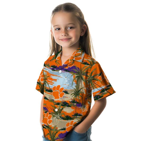 clemson-tigers-palm-horizon-orange-hawaiian-shirt-premium-grade clemson tigers palm horizon orange hawaiian shirt premium grade