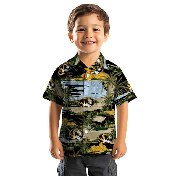 missouri-tigers-palm-horizon-black-hawaiian-shirt-top-rated missouri tigers palm horizon black hawaiian shirt top rated