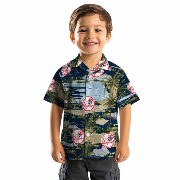 new-york-yankees-palm-horizon-navy-hawaiian-shirt-top-rated new york yankees palm horizon navy hawaiian shirt top rated