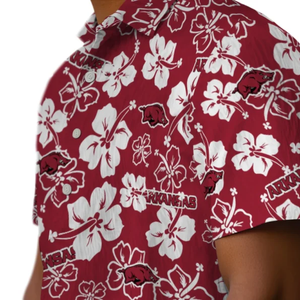 arkansas-razorbacks-hawaiian-shirt-hibiscus-flower-design-trendy.webp