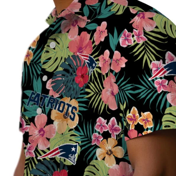 New England Patriots Hawaiian Shirt Customized Hibiscus Paradise Trendy New England Patriots Hawaiian Shirt Customized Hibiscus Paradise Trendy