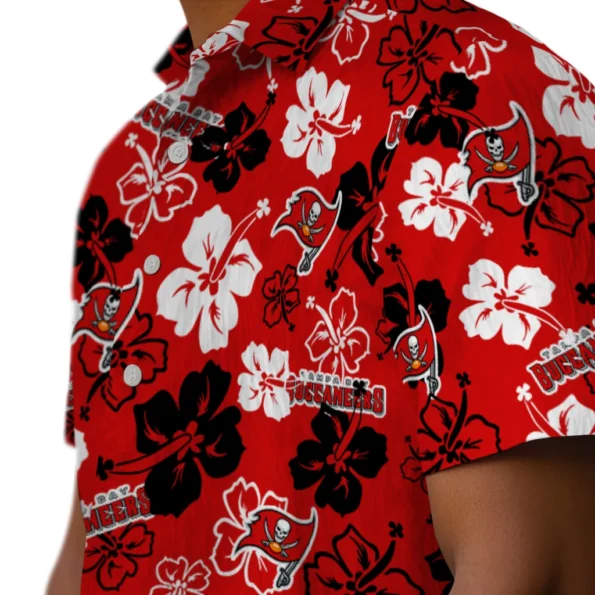 tampa-bay-buccaneers-hawaiian-shirt-hibiscus-flower-design-trendy.webp