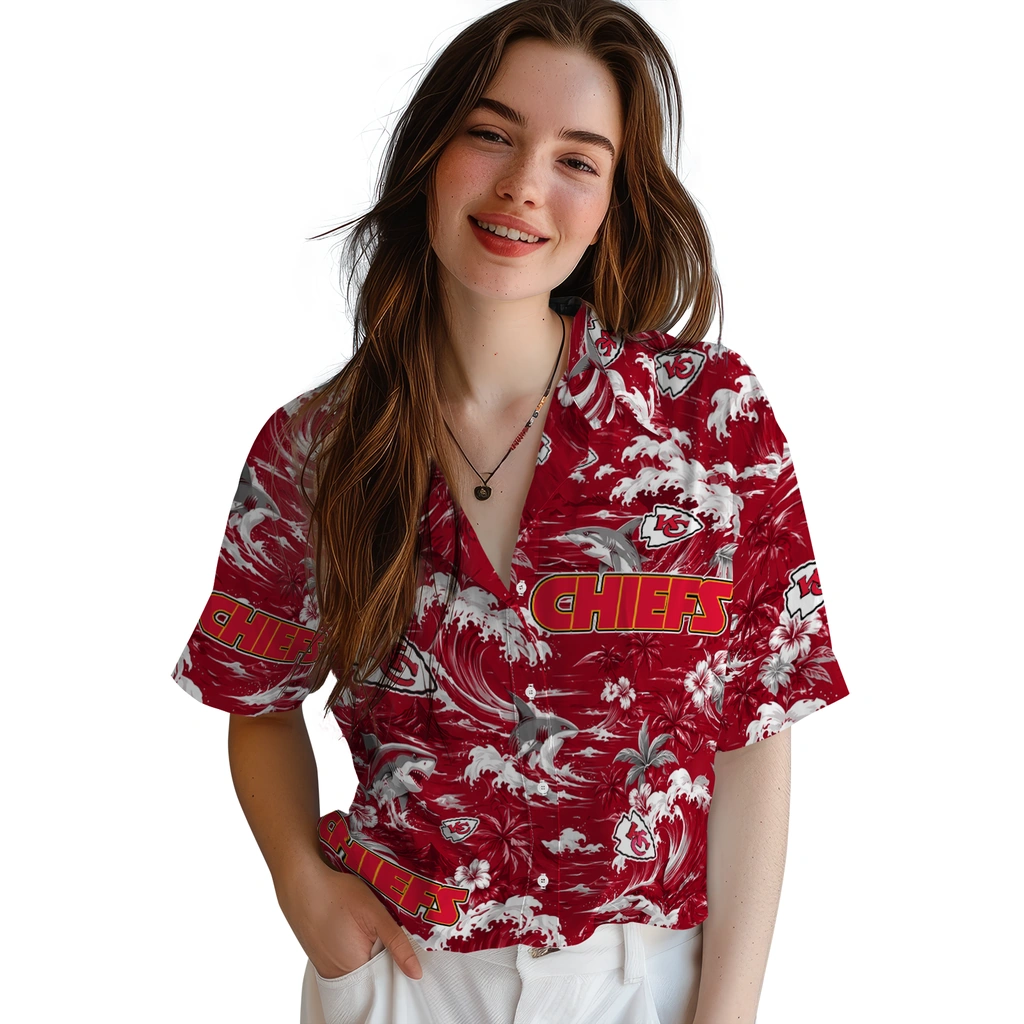 kansas-city-chiefs-hawaiian-shirt-personalized-wave-florals-red-latest-model